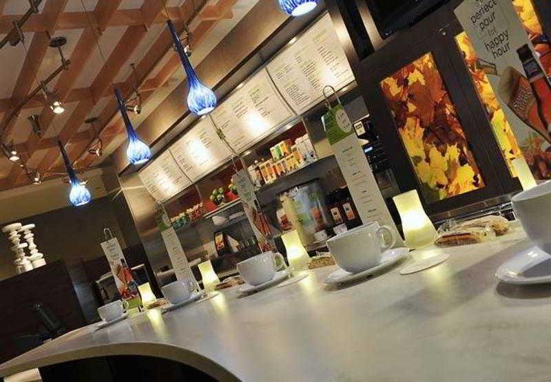 Hotel Courtyard Airport Louisville