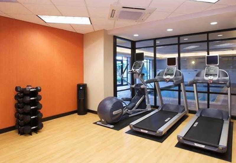 Courtyard Airport 3* Louisville